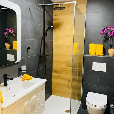 Clabina - Lumineux Et Calme